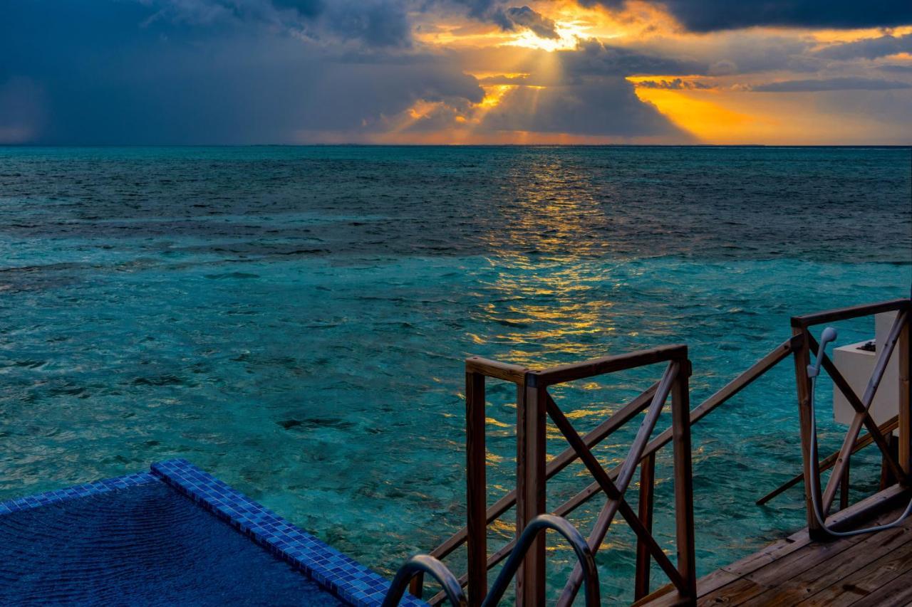 אדו אטול South Palm Resort Maldives With First-Ever Floating Spa מראה חיצוני תמונה