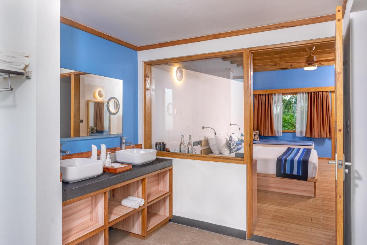 אדו אטול South Palm Resort Maldives With First-Ever Floating Spa מראה חיצוני תמונה